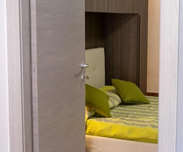 La Casa Sotto Le Cascate Maggiore - Ixihome